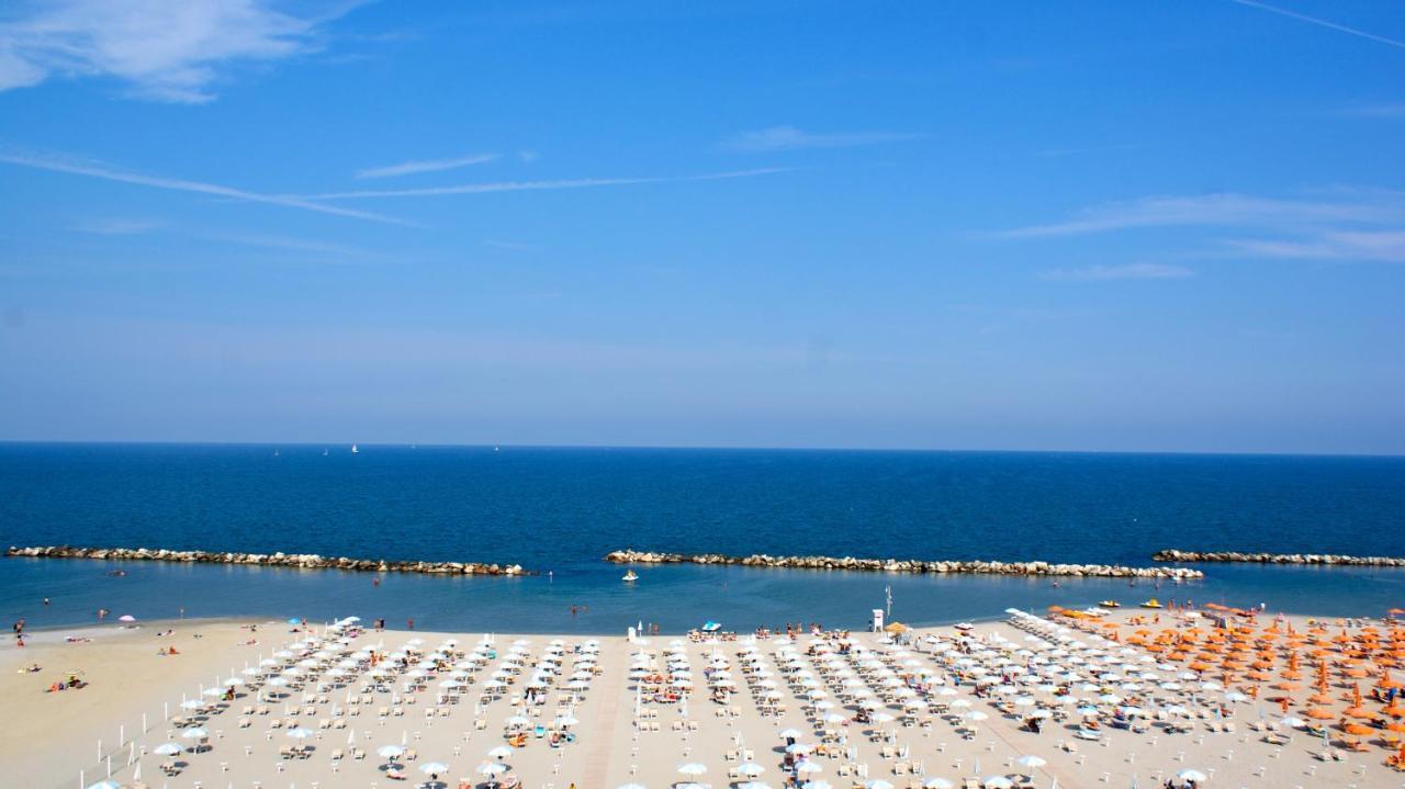 Hotel Palazzo Caveja Rimini Eksteriør bilde