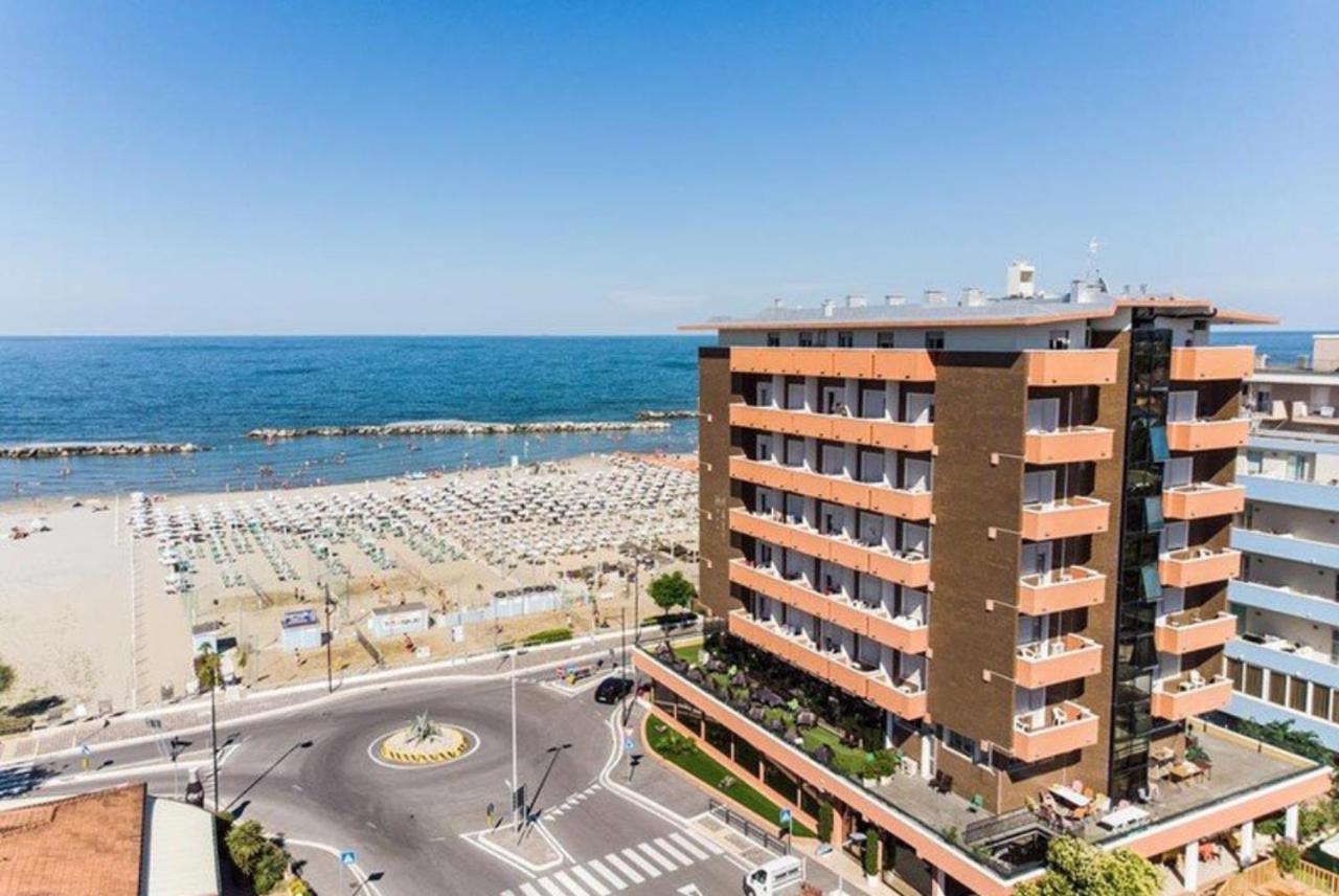 Hotel Palazzo Caveja Rimini Eksteriør bilde