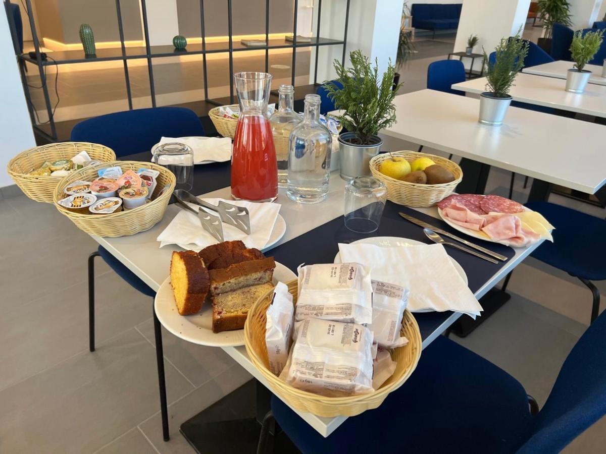 Hotel Palazzo Caveja Rimini Eksteriør bilde